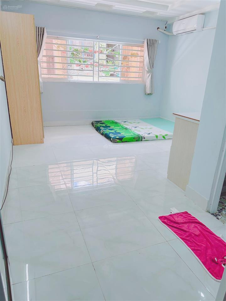 Phòng sạch thoáng mát đầy đủ nội thất, gần trường cđ, đh, chợ, siêu thị, lotte