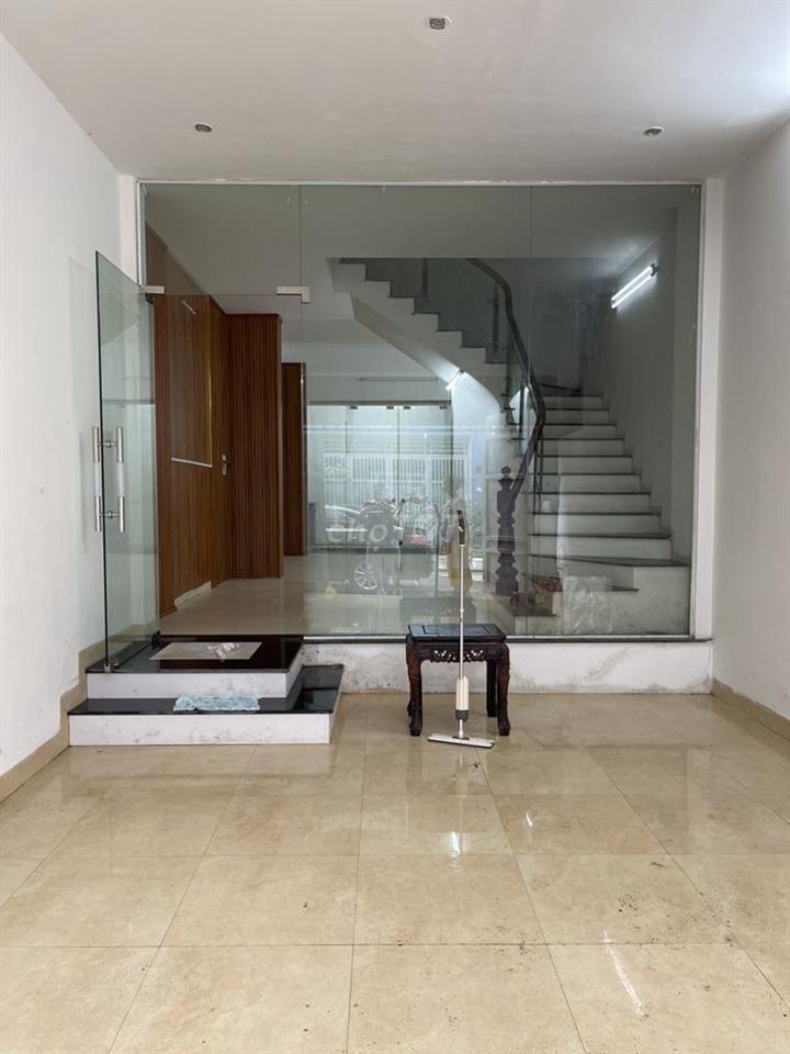 Cho thuê liền kề Văn Phú 70m2, 4 tầng, 17tr/th xe oto đỗ cửa