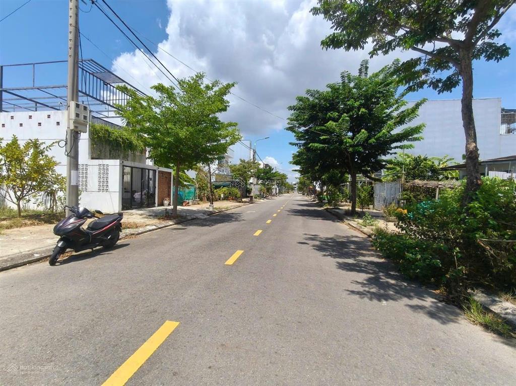 Giảm 600 triệu, chính chủ bán đất bờ quan 24, nam hòa xuân, sát hồ điều hòa, gần sông mát và đẹp