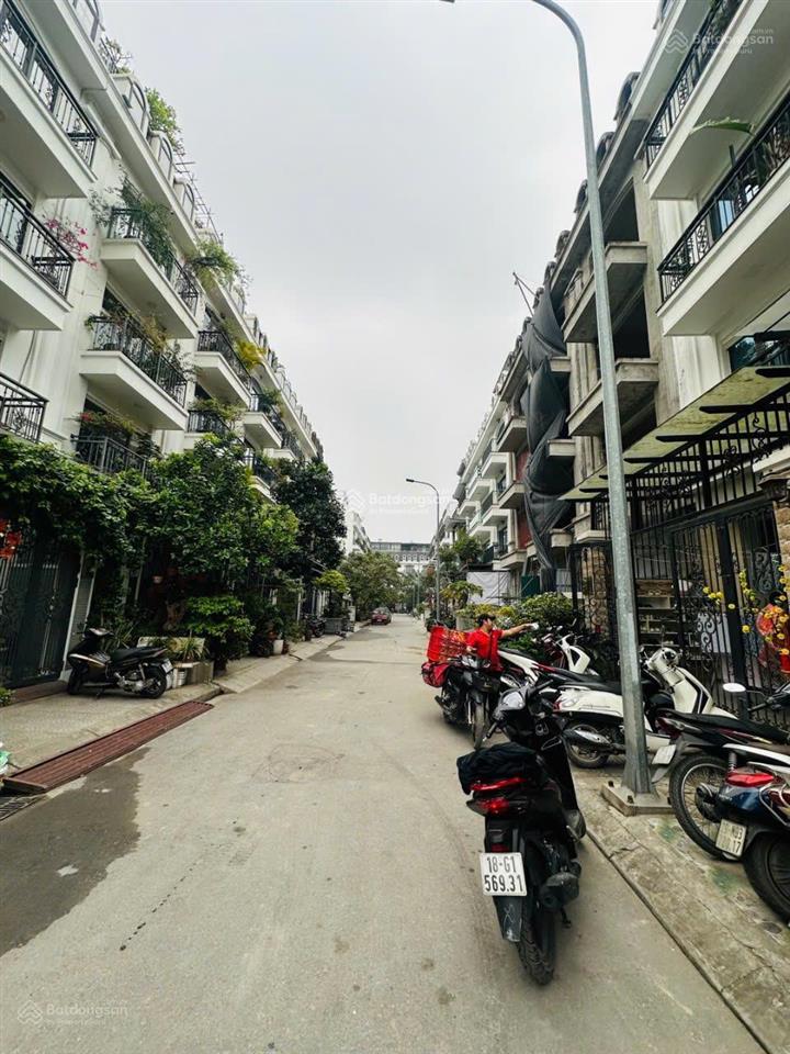 Chính chủ cần tiền kinh doanh bán gấp nhà phố 319 vĩnh hưng hoàng mai hà nội dt 75m giá 25 tỷ