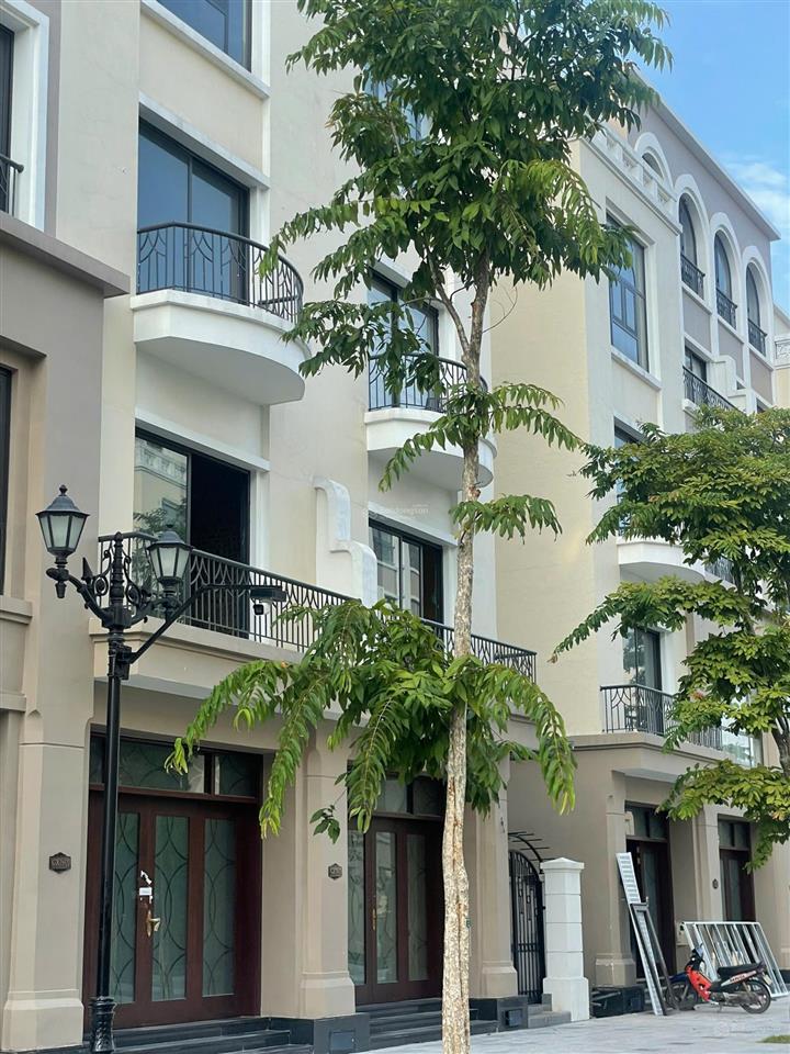 Bán gấp căn biệt thự vin2 (cx) đường 20m, dt 80m², gần chung cư  0903 486 ***