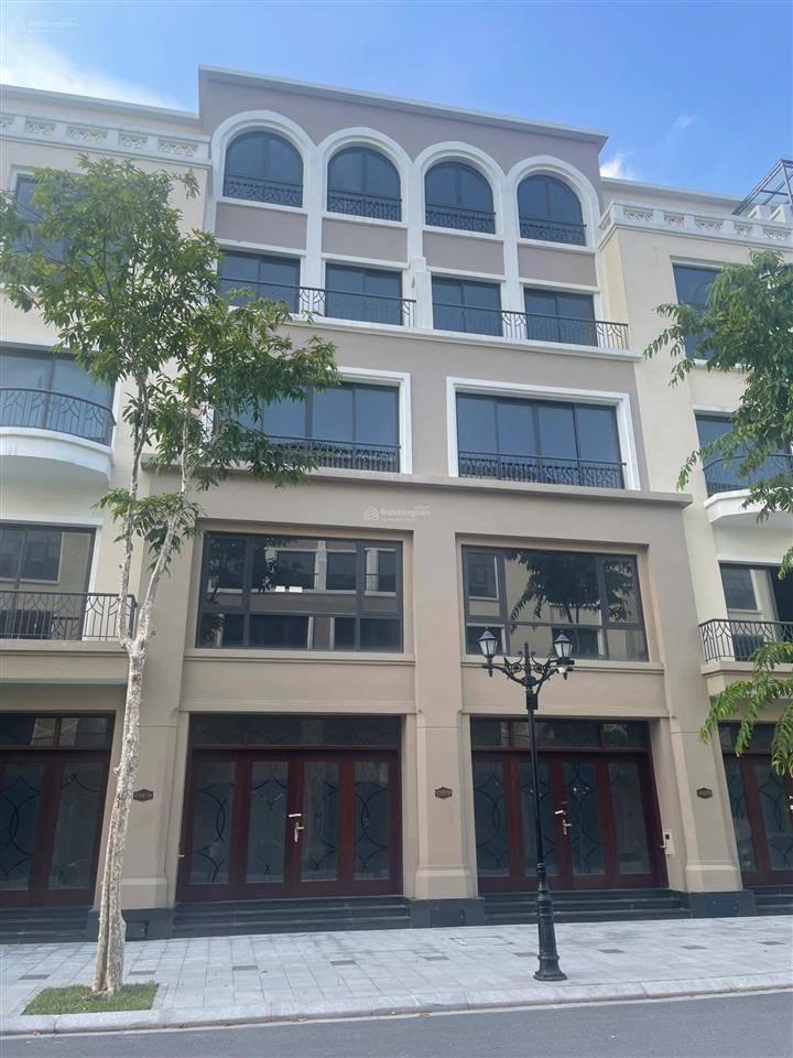 Bán shophouse đẹp tại vinhomes ocean park 2, 11,5 tỷ, 80m2, đường 30m  0903 486 ***