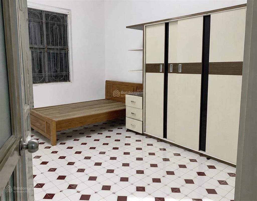 Nhà 2 tầng 120m2 ngõ 2 phương canh 4pn 2vs ngõ rộng ôtô đỗ cửa điện nước giá dân