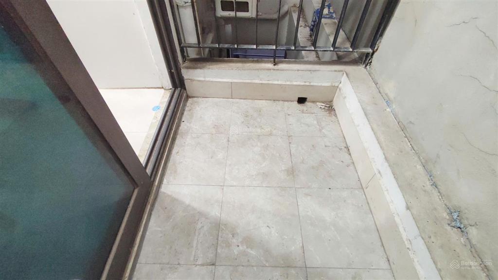 3,7tr/th ccmn ngõ 123 xuân phương ban công thoáng full đồ thang máy ngõ ôtô tránh ở được luôn