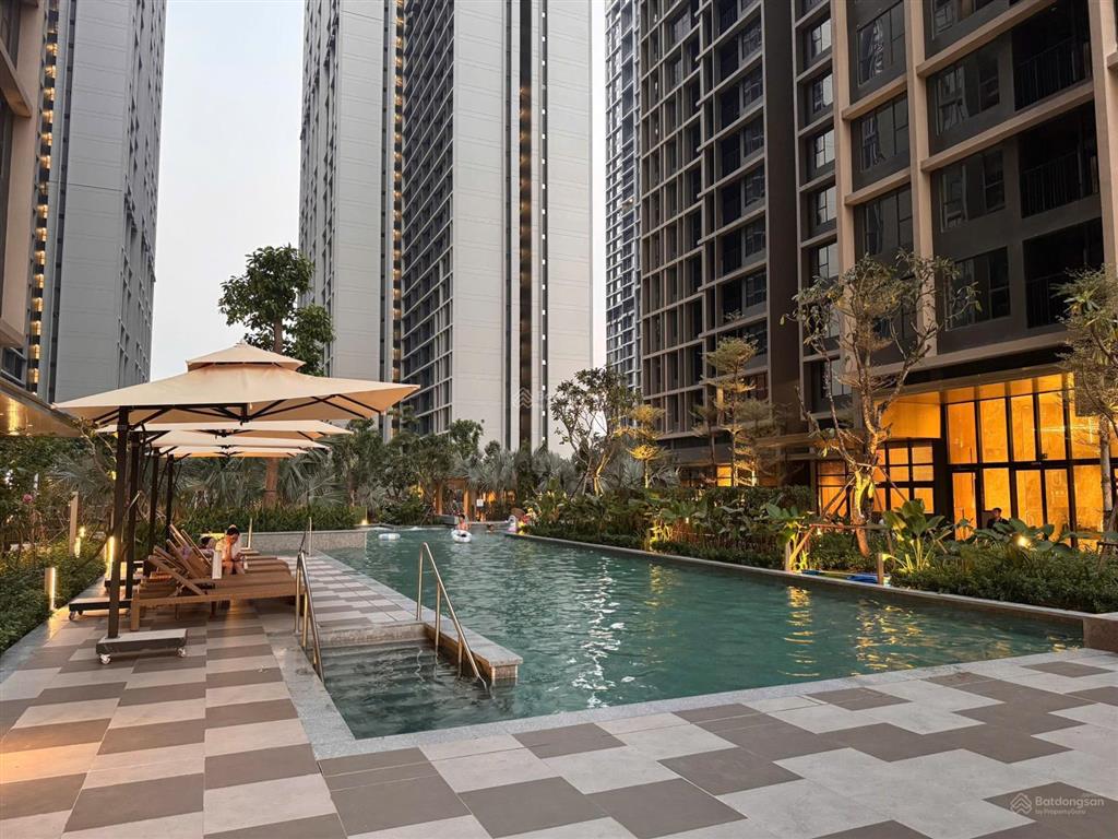 Chính chủ cho thuê căn hộ 62m2. dự án chung cư cao cấp lumi hà nội. full nội thất