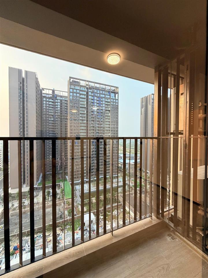 Chính chủ cho thuê căn hộ 62m2. dự án chung cư cao cấp lumi hà nội. full nội thất