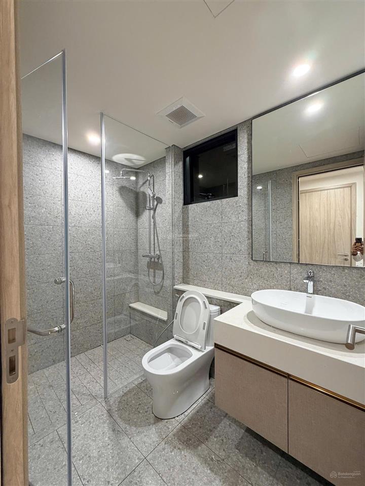 Chính chủ cho thuê căn hộ 62m2. dự án chung cư cao cấp lumi hà nội. full nội thất