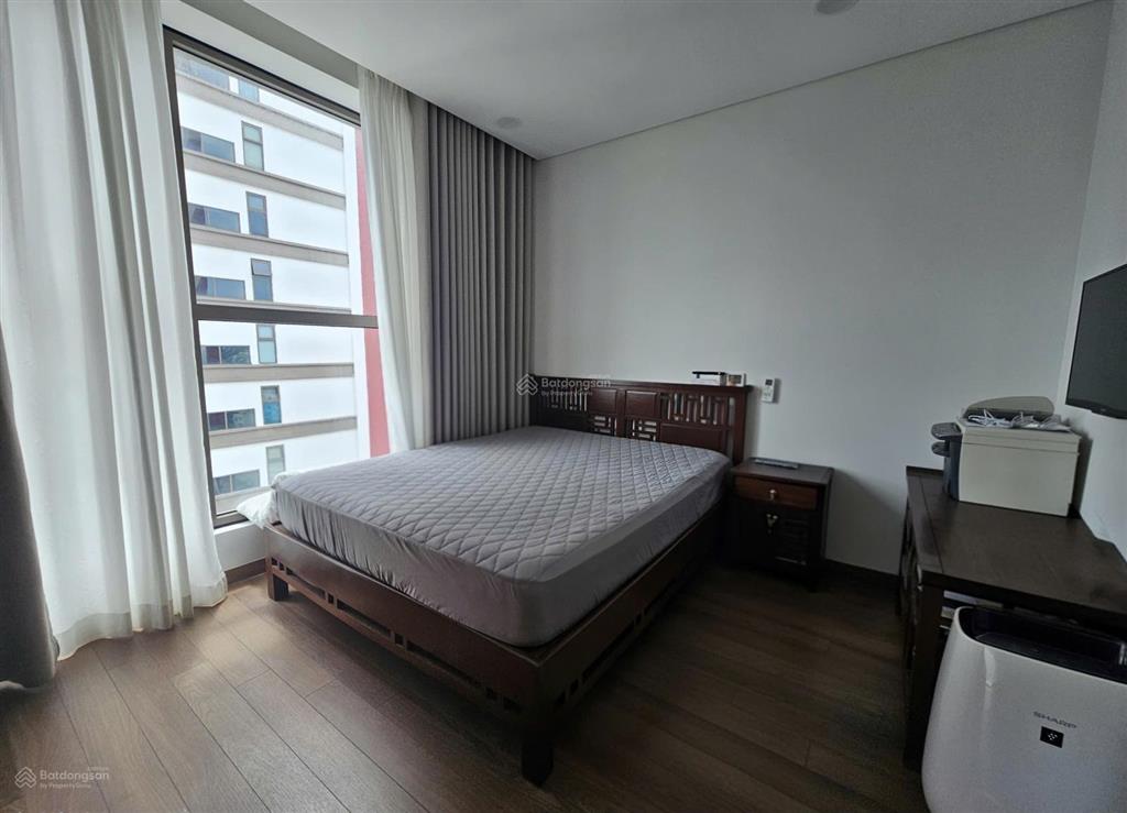 Chính chủ cho thuê căn góc 3pn, tầng cao, nhà mới, full nội thất cao cấp