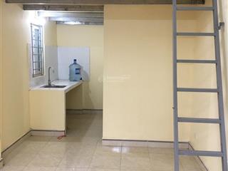 Cho thuê nhà đường cổ nhuế, ô tô vào ngõ, ở lâu dài, không chung chủ