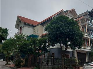 Bán biệt thự kđt trần lãm 250m2  3t mt 15m, nội thất cao cấp, koi, giá 16 tỷ.