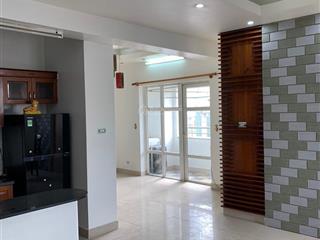 Cho thuê căn hộ cc biển bắc 108m2, giá ưu đãi 14 triệu vnd/ tháng, tại số 1070 đê la thành, hn