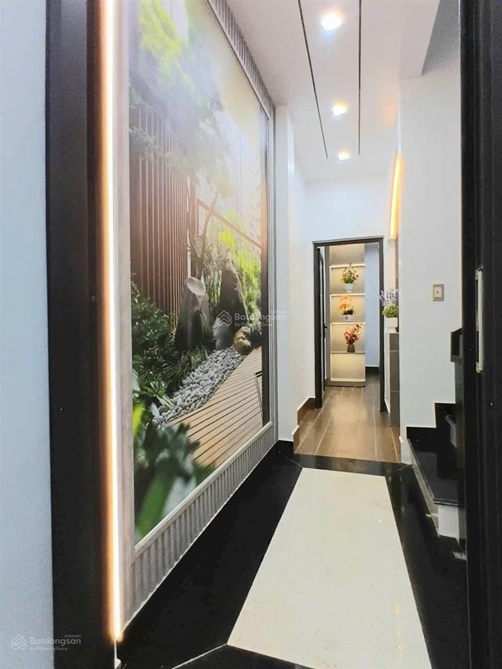 Chính chủ bán nhà xuân đỉnhmặt ngõ ô tô tránh40m5 tầng