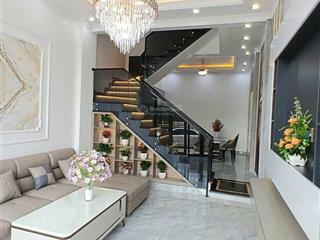 Chính chủ bán nhà xuân đỉnhmặt ngõ ô tô tránh40m5 tầng