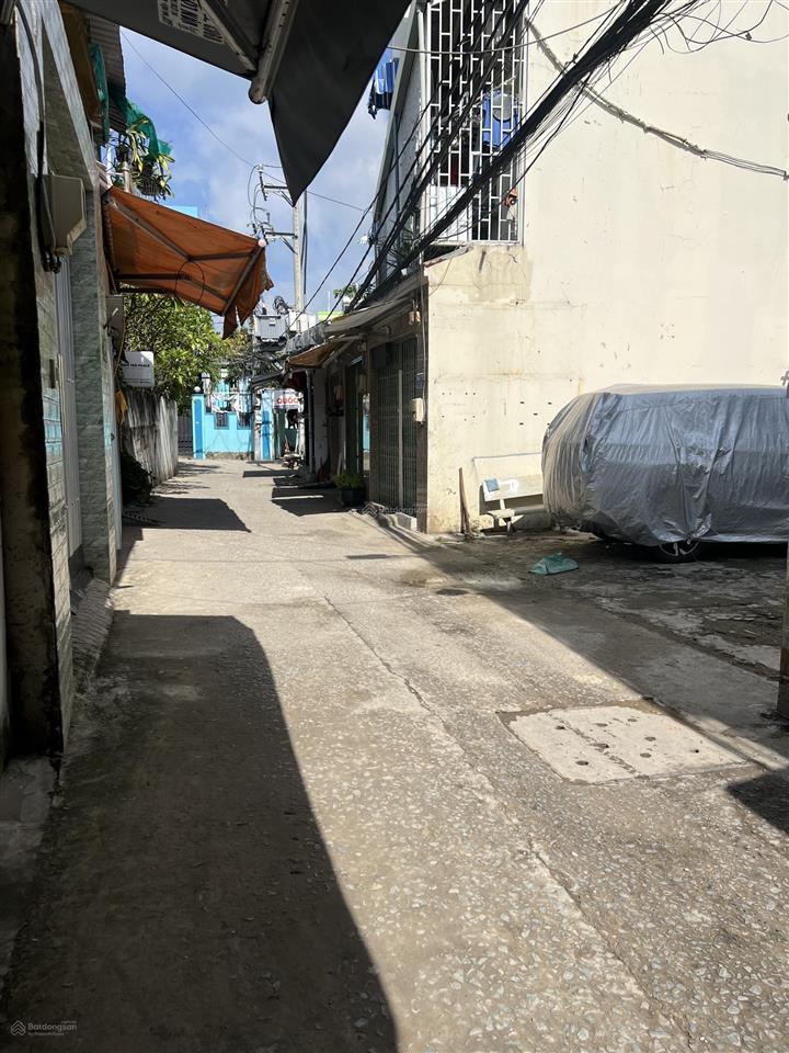Bán nhà riêng  1000m2 có sẵn 46 căn phòng trọ, nguồn thu ổn định, giá rẻ