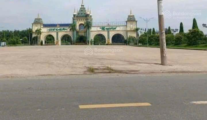 Bán khu nhà trọ 1000m2 (46 phòng) thu nhập ổn định, giá cực tốt tại trung tâm tt bến lức, long an