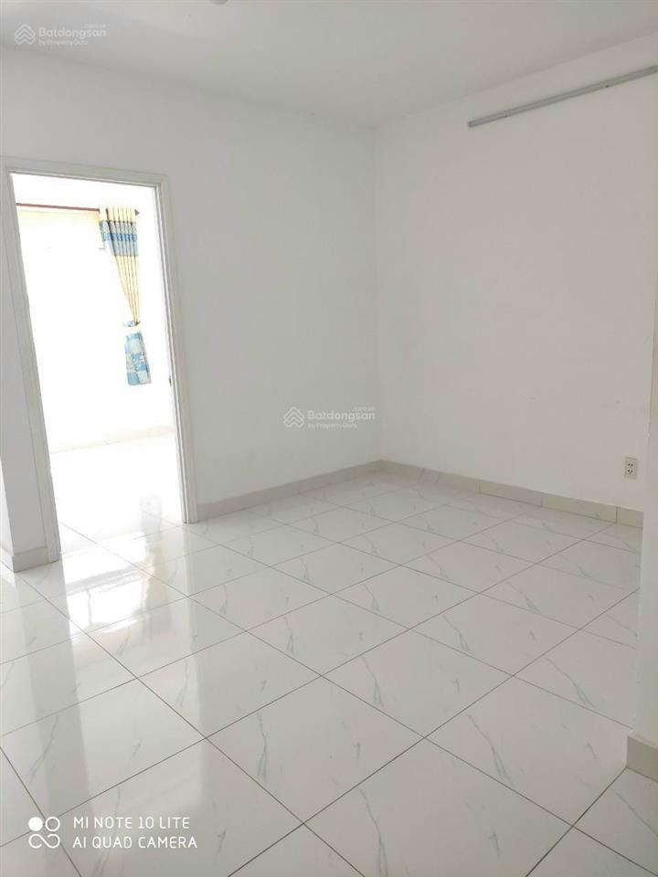 Bán ch lotus sen hồng 1pn căn góc 38m2 . giá  1,350 tỷ sổ sẵn,hổ trợ vay 850tr. 0906 028 ***