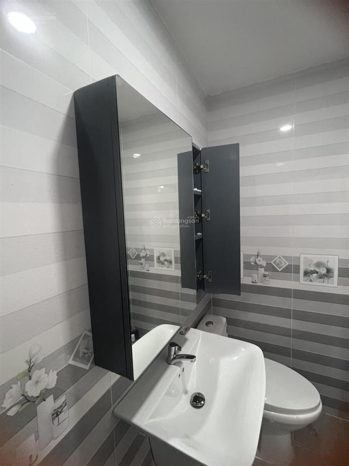 Bán căn 1 phòng ngủ block c lotus sen hồng. giá 1.350 tỷ, sổ sẵn hỗ trợ vay 850tr.  0906 028 ***