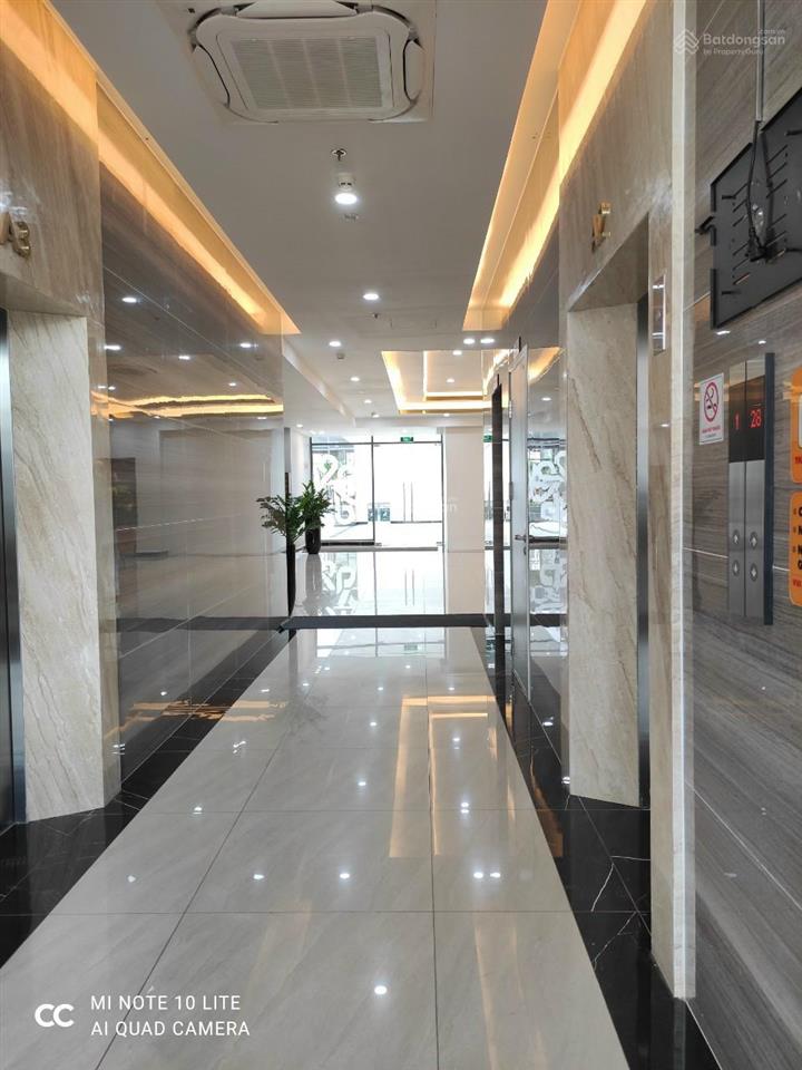 Bán ch phú đông premier 2pn 2wc 71m2 kèm nội thất. giá 3,250 tỷ,sổ sẵn .  0906 028 ***