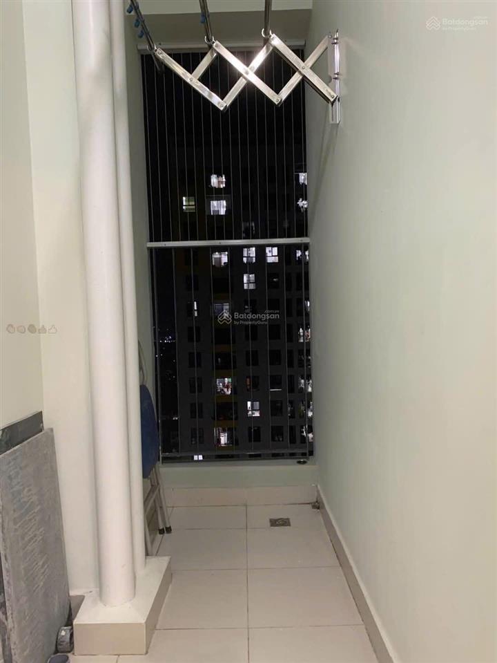 Chính chủ bán ch bcons garden 2pn 2wc 57m2,sổ sẵn,hổ trợ vay 80%.giá  1,850 tỷ.  0906 028 ***