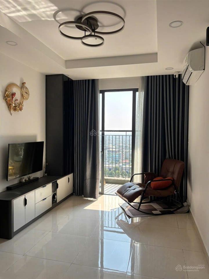 Cho thuê căn hộ phú đông sky garden 2pn 2wc full đủ nội thất mới, đẹp.  0906 028 ***