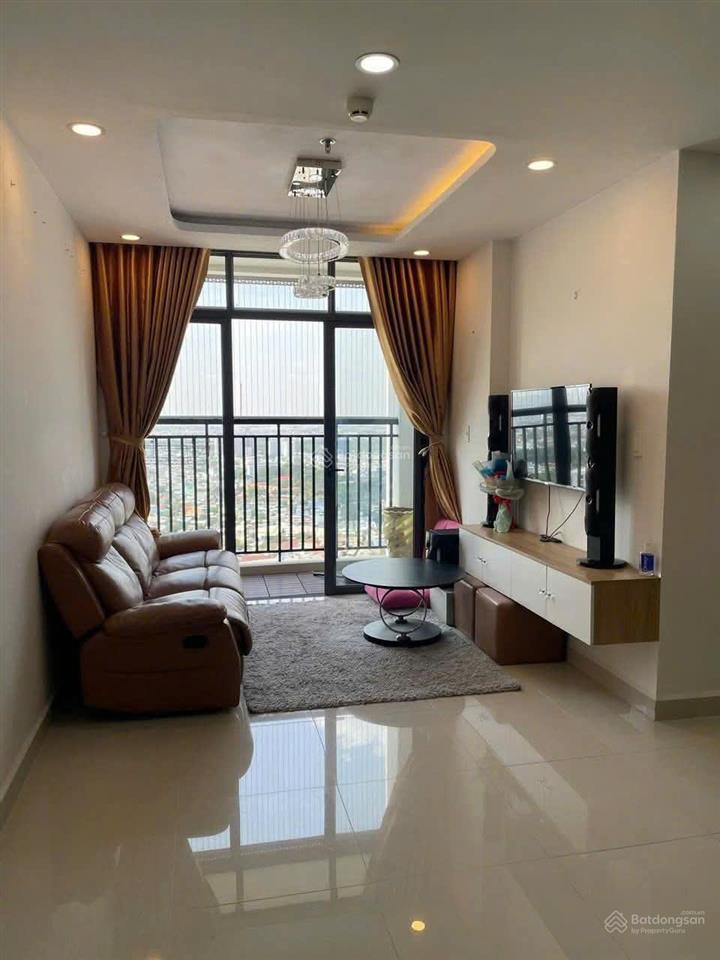 Cho thuê căn hộ 2pn 2wc, phú đông sky garden full nội thất.  0906 028 ***