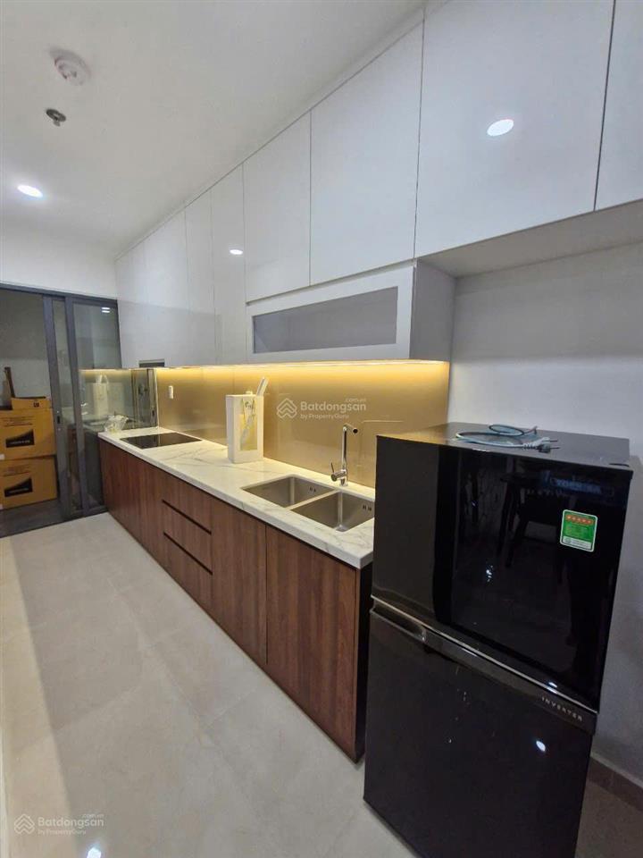 Cho thuê căn hộ 2pn 2wc, phú đông sky garden full nội thất.  0906 028 ***