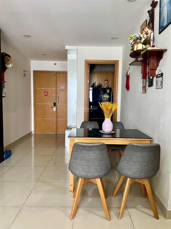 Bán gấp ch him lam phú đông full nội thất 2pn 2wc 68m2. giá bán 3,1 tỷ, tầng đẹp.  0906 028 ***