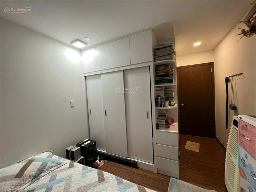 Bán gấp ch him lam phú đông full nội thất 2pn 2wc 68m2. giá bán 3,1 tỷ, tầng đẹp.  0906 028 ***