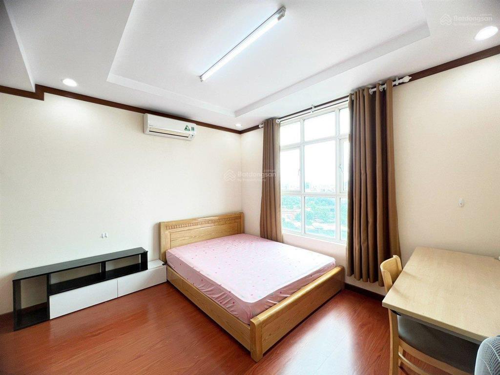 Phòng mới wc riêng đủ nội thất trong chung cư hoàng anh thanh bình với an ninh 24/24 ở quận 7