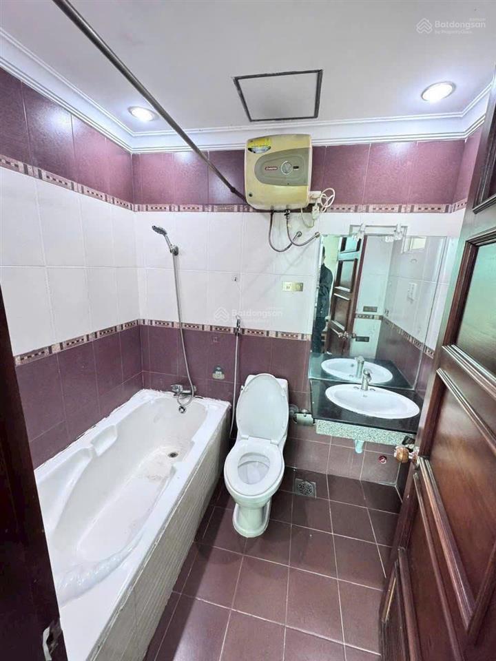 Phòng mới đủ nội thất trong chung cư hoàng anh gia lai với an ninh 24/24 ở quận 7