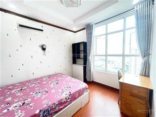 Phòng mới đủ nội thất trong chung cư hoàng anh thanh bình với an ninh 24/24 ở quận 7