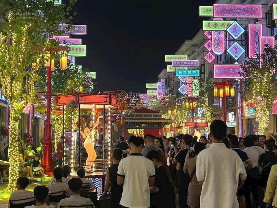 Phố trung hoa  vinhomes green city, 6tỷ vnd, 75m2 tặng xe vf3