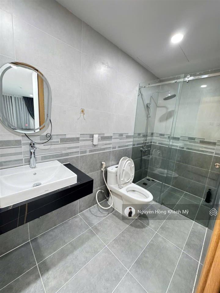 Bán nhanh 2pn 2wc 80m2 lavida plus full nội thất hiện đại ngay đại học rmit. nhà mới 100%. giá 4tỷ9