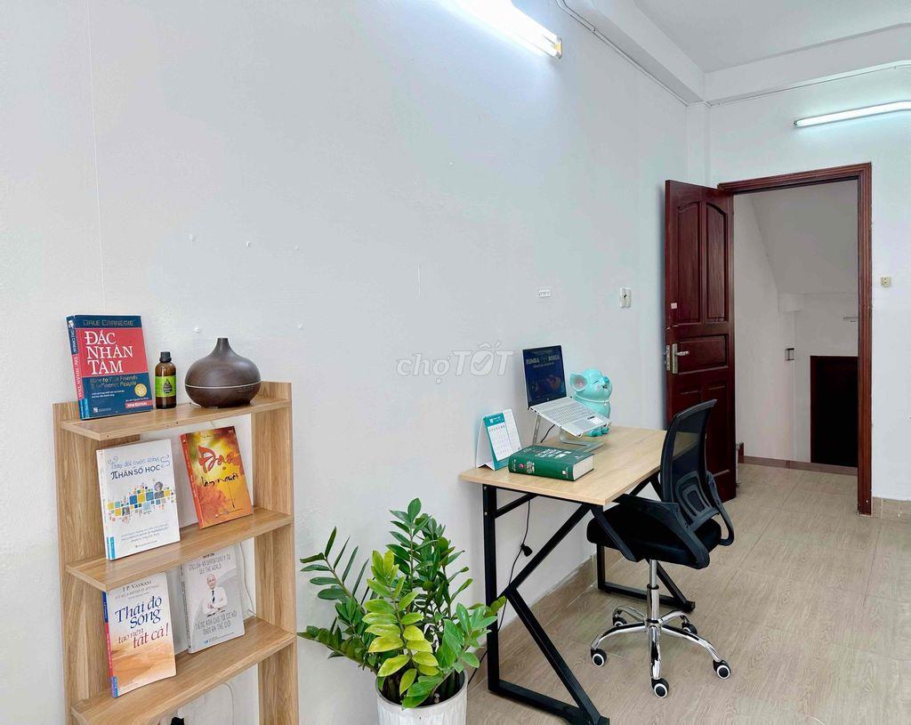Phòng full nội thất 25m2 ngay trung tâm quận 1