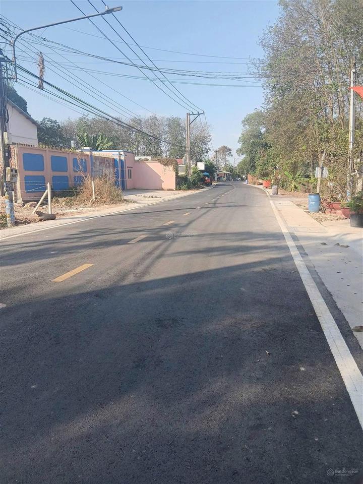 Bán đất phú an bến cát gần ngã tư phú thứ kinh doanh buôn bán tốt giá 1,575 tỷ