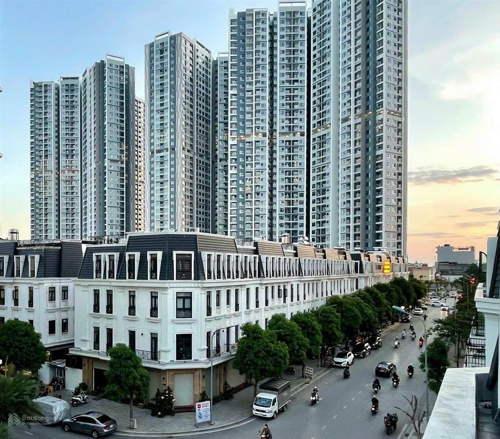 Cần chuyển nhượng lại căn liền kề hoàng huy mall căn thô độc nhất. giá tốt nhất dự án.