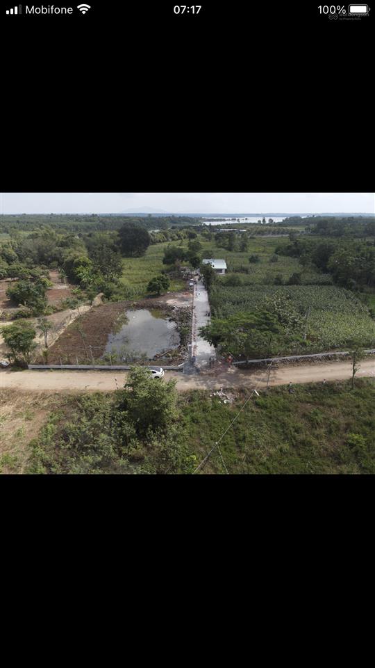 Bán 18000m2 sơn bình châu đức view suối bao quanh đất, tặng hồ câu cá giải trí