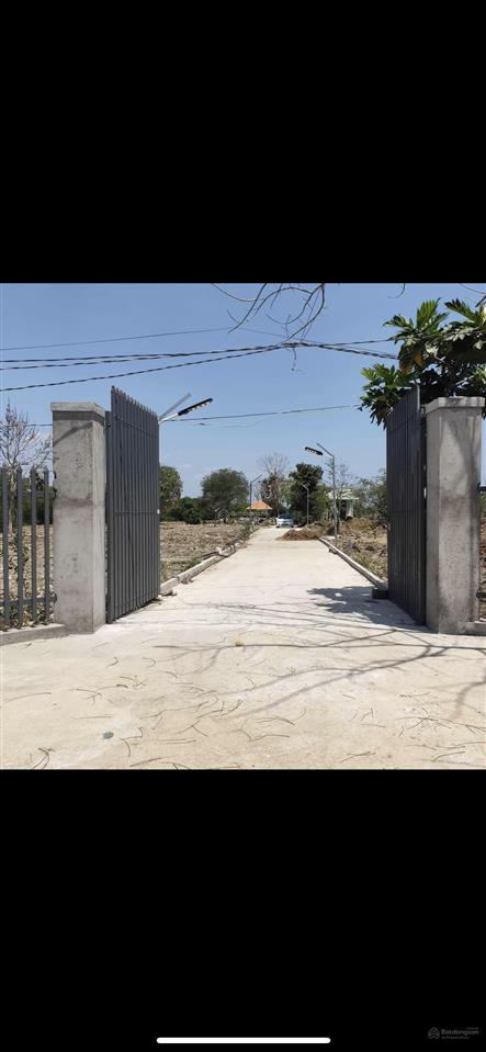 Bán 18000m2 sơn bình châu đức view suối bao quanh đất, tặng hồ câu cá giải trí