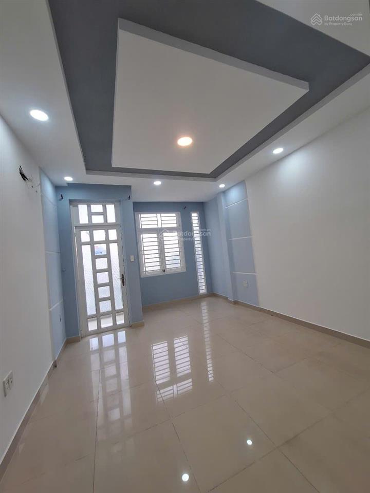 Cho thuê nhà nguyên căn 766 ql13, dt sử dụng 200m2. cách ngã tư bình triệu 10 phút xe máy