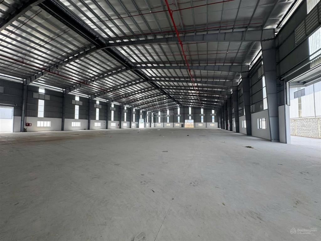 Cho thuê kho xưởng  5.000m2  đức hòa long an  giá chỉ 50k/m2 xưởng