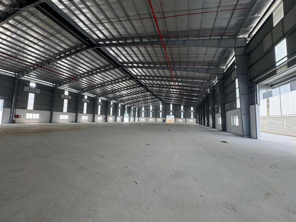 Cho thuê kho xưởng  5.000m2  đức hòa long an  giá chỉ 50k/m2 xưởng