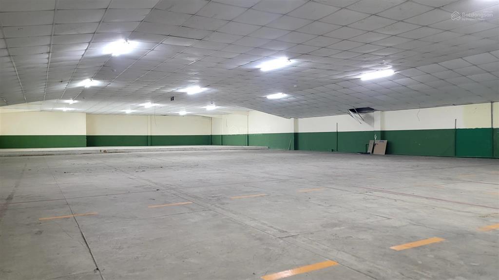 Cho thuê 1700m2  công 40f  pccc  giá chỉ 130tr/th