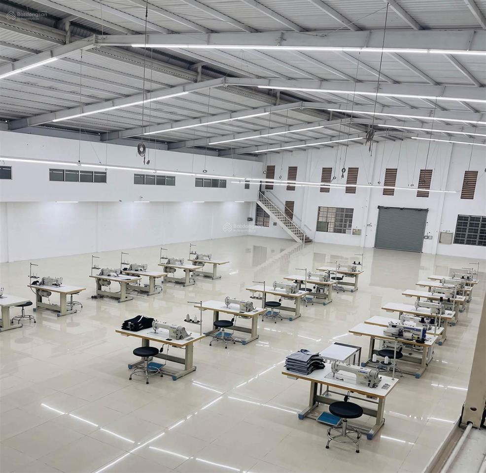 Cho thuê kho xưởng, 1100m2, mới 100%, giá 110tr/th, đường công 40f