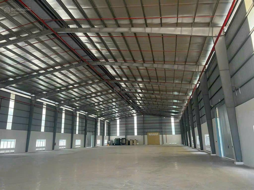 Cho thuê kho xưởng, 4000m2, pccc tự động, giá chỉ 320tr/th