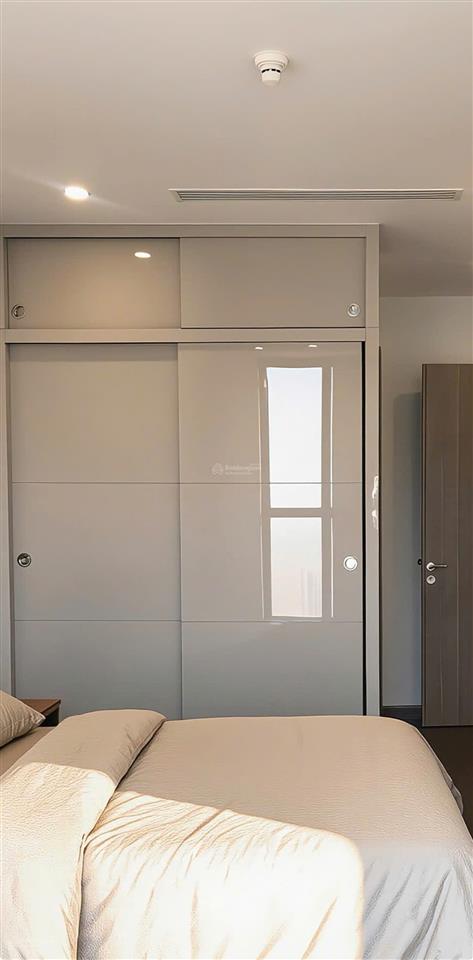 Với 7 tỷ sở hữu căn 64m2 gồm 2pn2wc tại symphony vinhomes riverside.