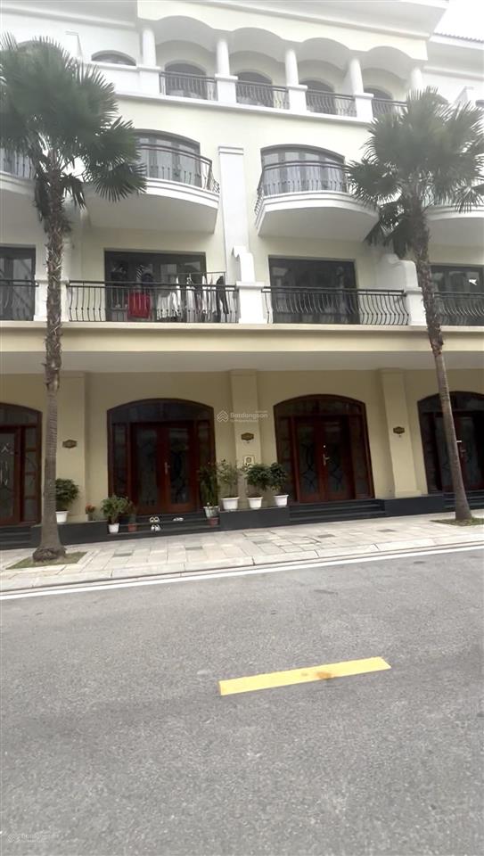 Bán các căn liền kề chà là vinhomes ocean park 2 hưng yên cắt lỗ sâu tới 1,5 tỷ, bao 100% thuế phí