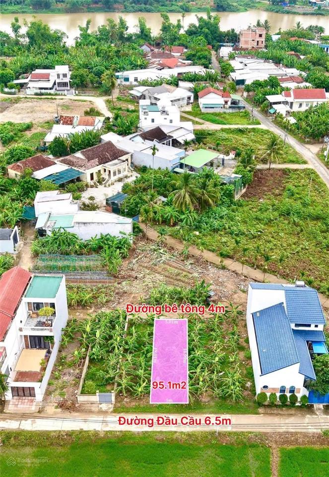 Bán lô đất 2 mặt tiền đường đầu cầu rộng 6,5m. gần đường 23/10 và kđt phú ân nam giá rẻ