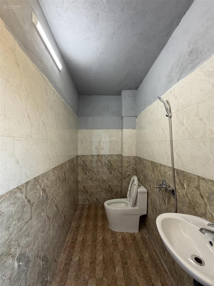 Bán nhà mặt phố tại 101 nguyễn chí thanh, 6,5 tỷ, 100m2, ngay khu đô thị trảng kèo