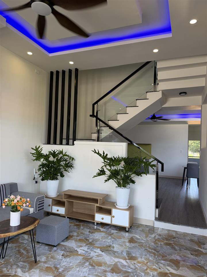 Bán nhà mặt phố tại 101 nguyễn chí thanh, 6,5 tỷ, 100m2, ngay khu đô thị trảng kèo