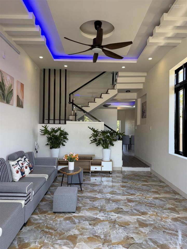 Bán nhà mặt phố tại 101 nguyễn chí thanh, 6,5 tỷ, 100m2, ngay khu đô thị trảng kèo